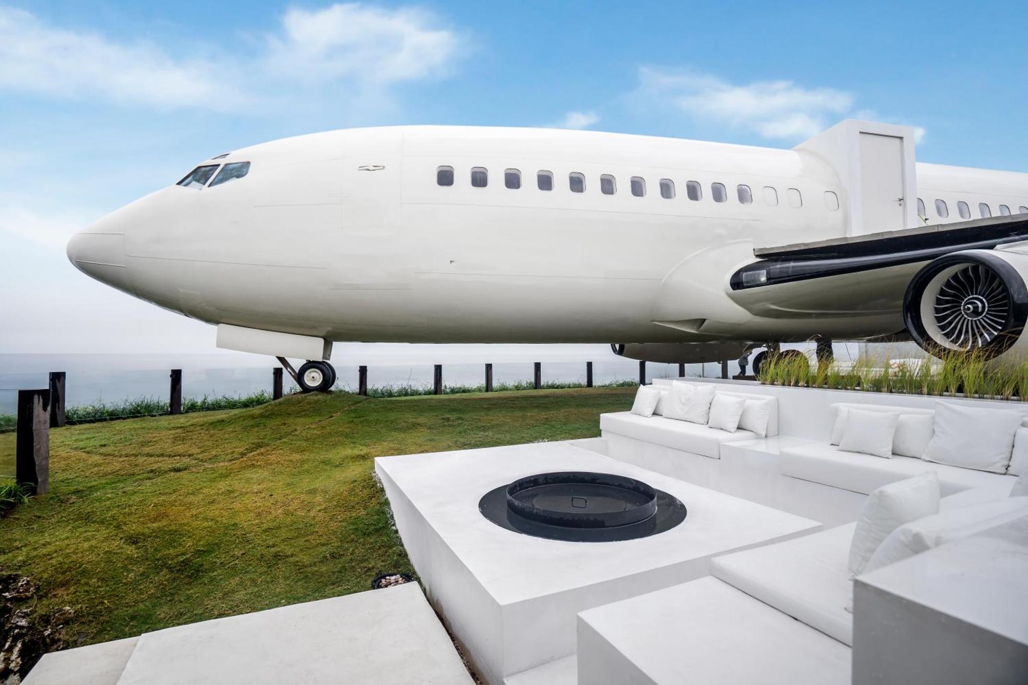 Private Jet Villa Uluwatu Exterior photo