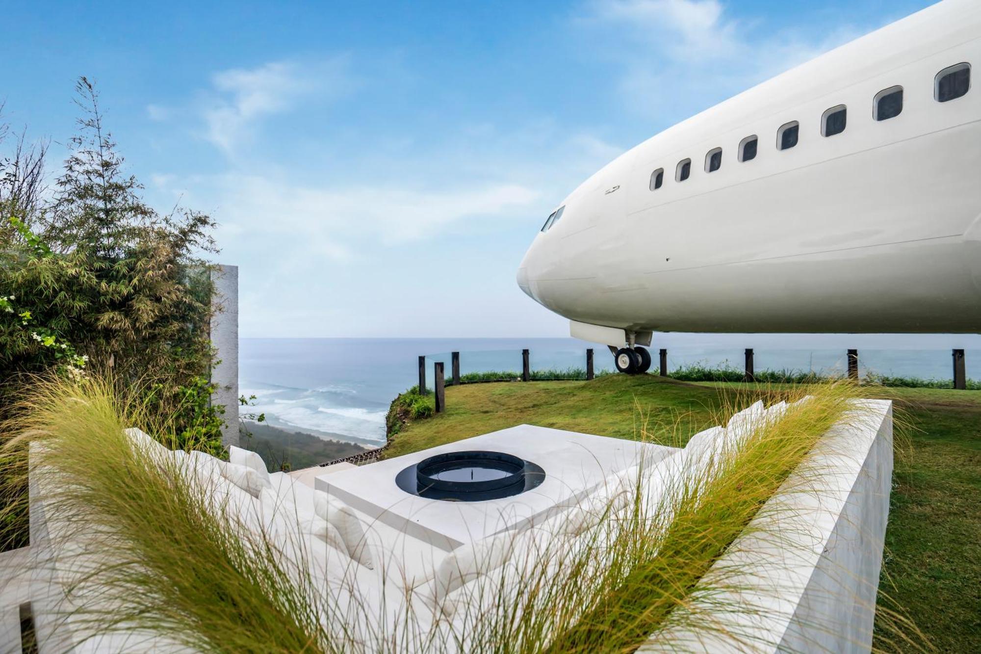 Private Jet Villa Uluwatu Exterior photo